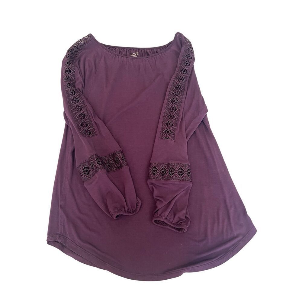 LOFT Size Small Purple Lace-Trim Long Sleeve Top Very Soft EUC